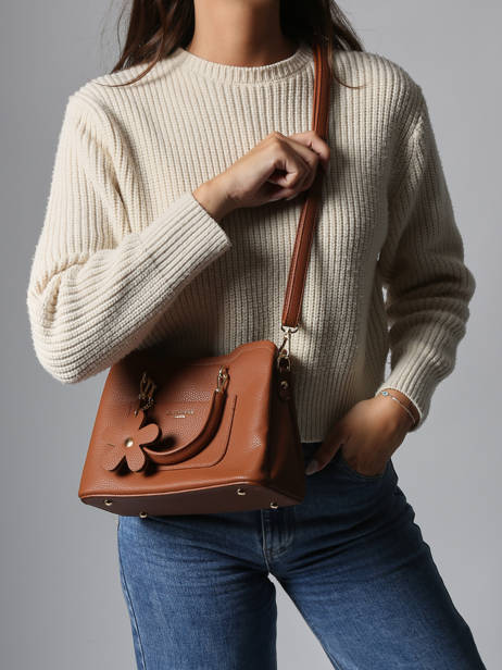 Sac Bandoulière Grained Flora & co Marron grained H6931 vue secondaire 1